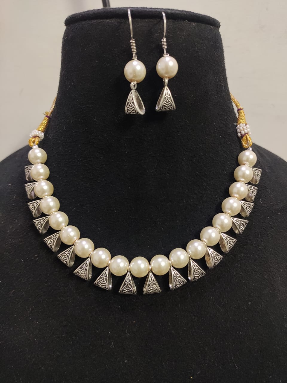 Oxidised stone beaded loop necklace set