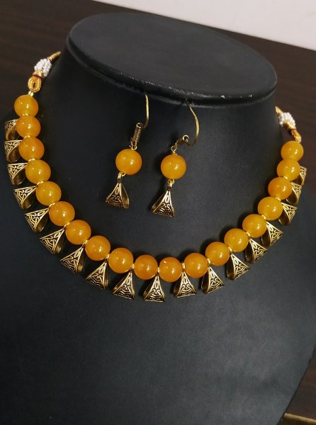 Awesome Loop Beaded Necklace Set