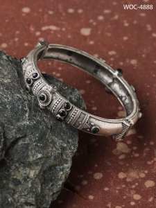 Silver lookalike brass stone bracelet/kada open and wear