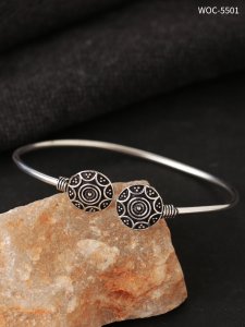 Oxidised stone bracelet